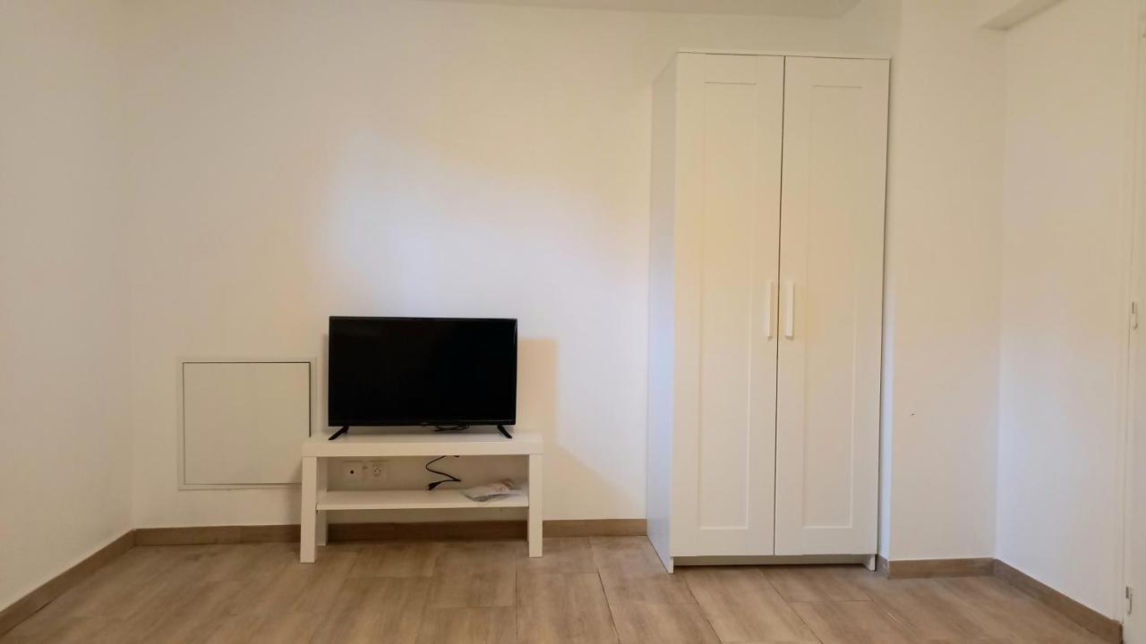 Super Appartement Au Centre Ville De Rosny Sous Bois Εξωτερικό φωτογραφία